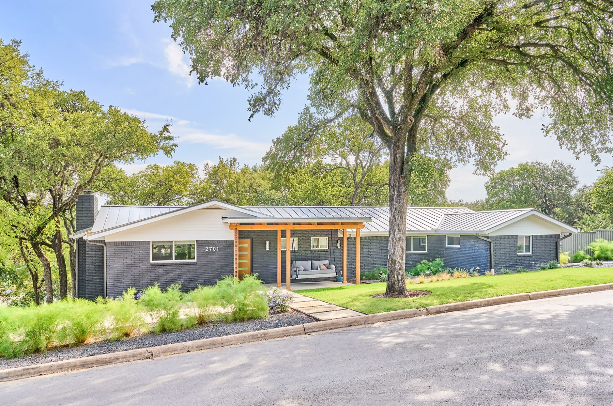 Mid century ranch exterior 5194 rebuild